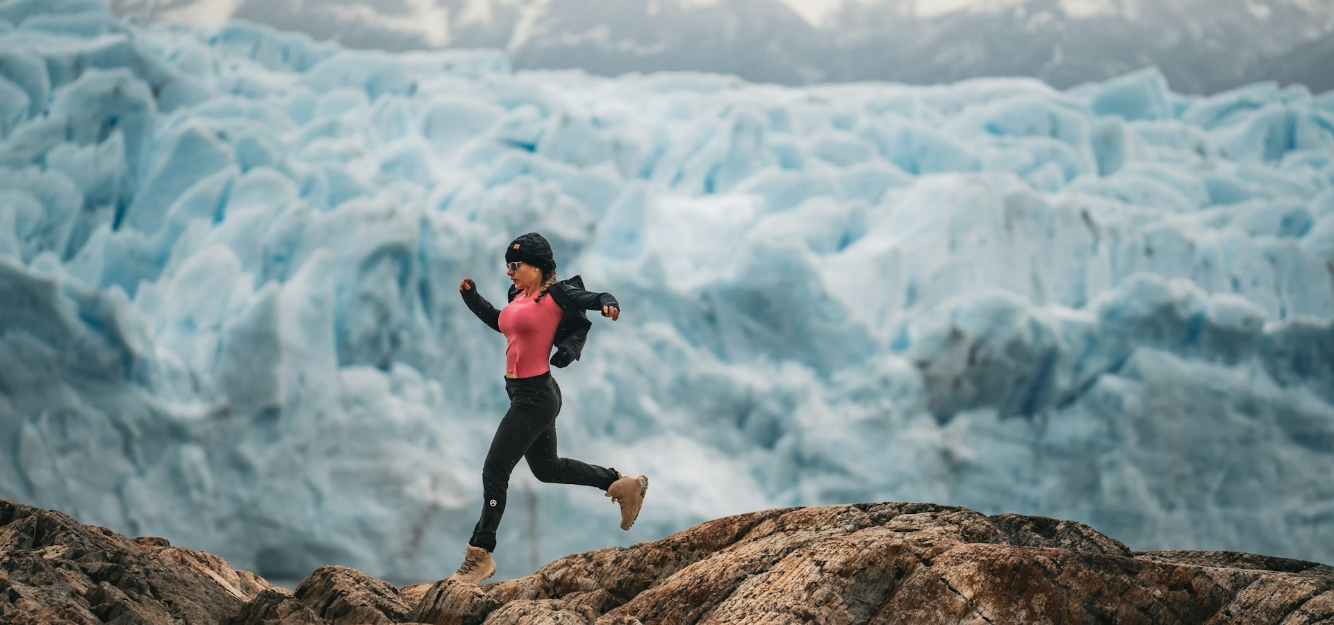 Navegación frente al glaciar en El Calafate
