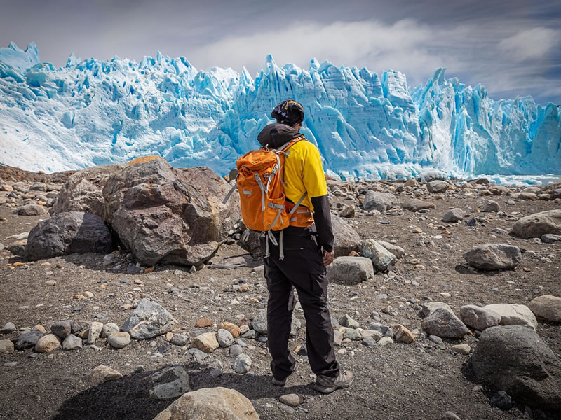 Trekking sobre el glaciar