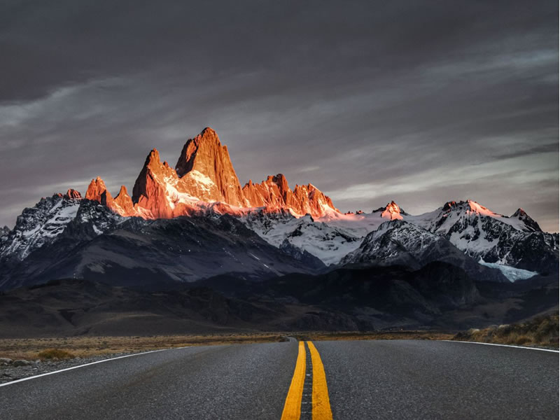 Amanecer en la Laguna de los Tres