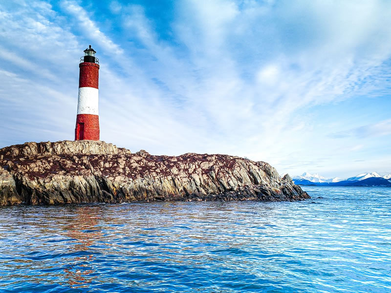 Faro Les Éclaireurs en el Canal Beagle